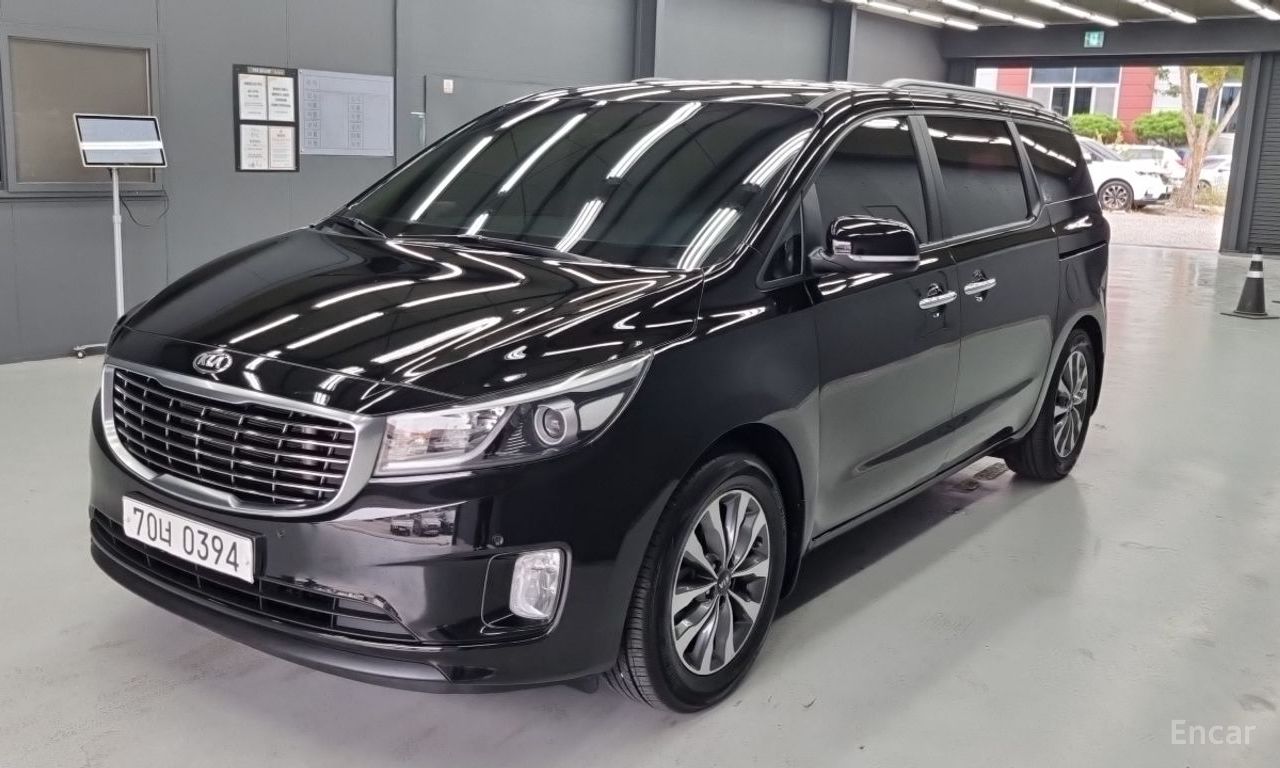 Kia Carnival