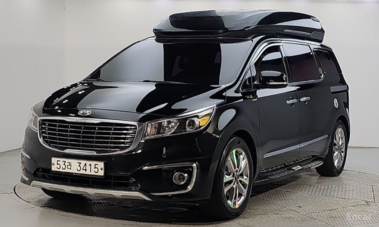 Kia Carnival