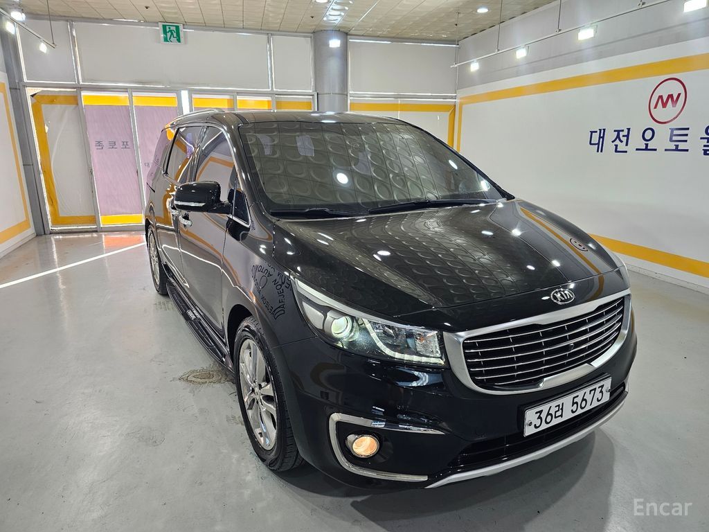 Kia Carnival