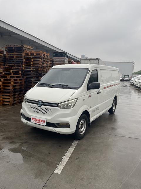 Dongfeng EM26