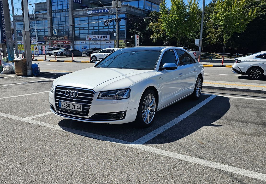 Audi A8
