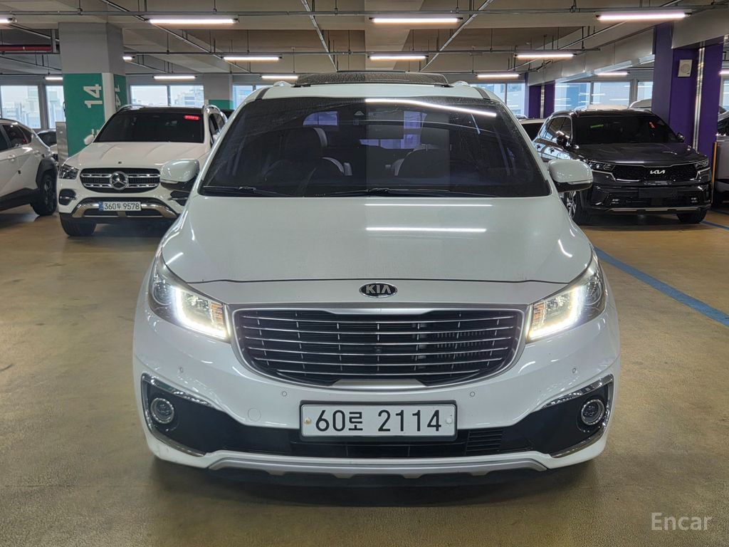 Kia Carnival