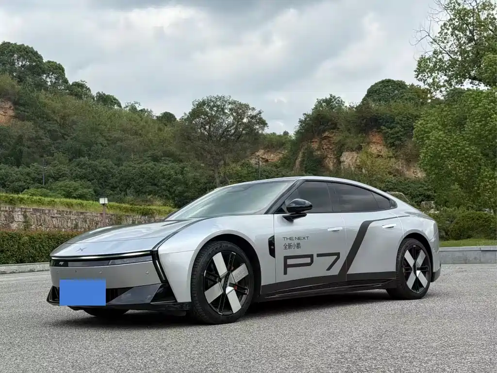 Xpeng P7