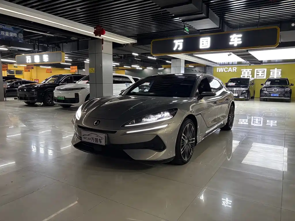 Denza Z9GT