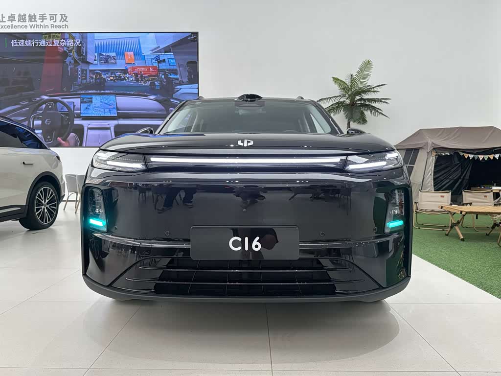 Leapmotor C16