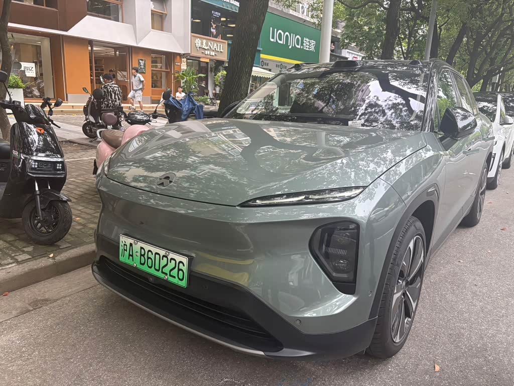 NIO ES7