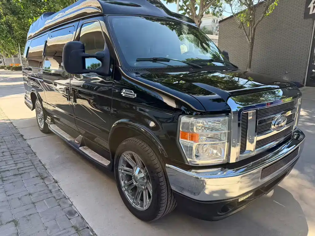 Ford E350