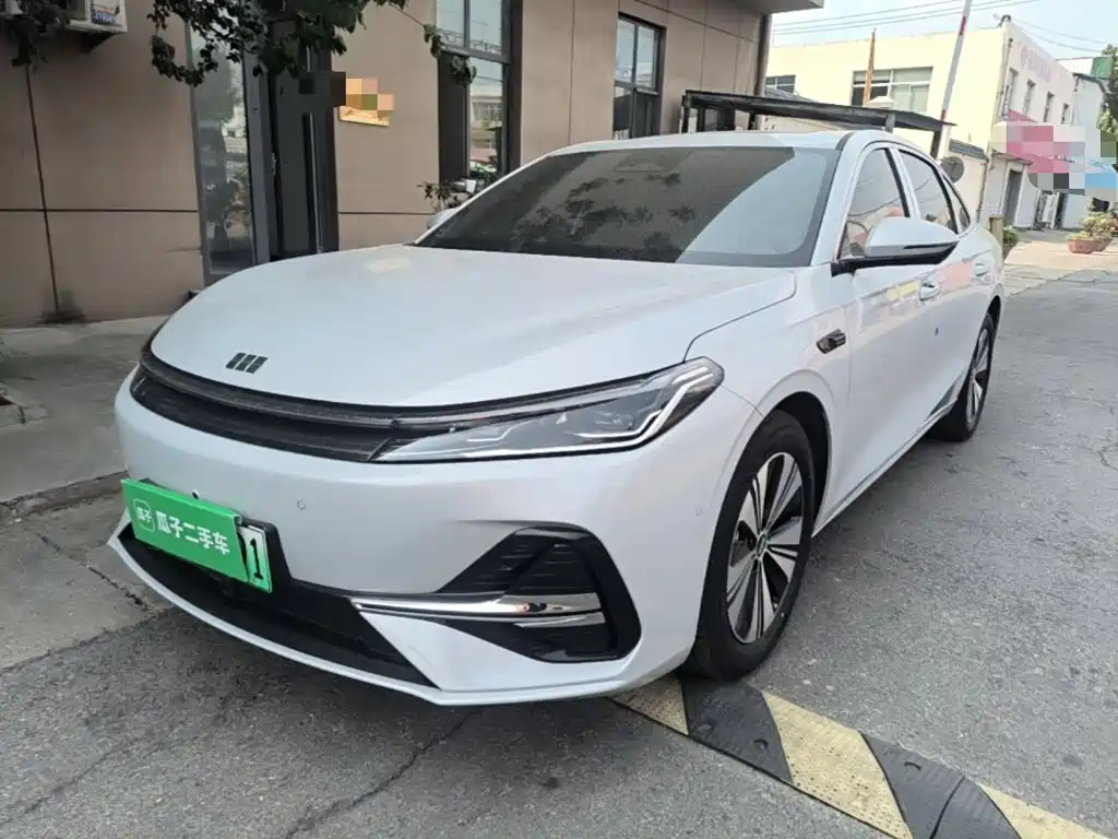 Geely Galaxy Galaxy A7 EM