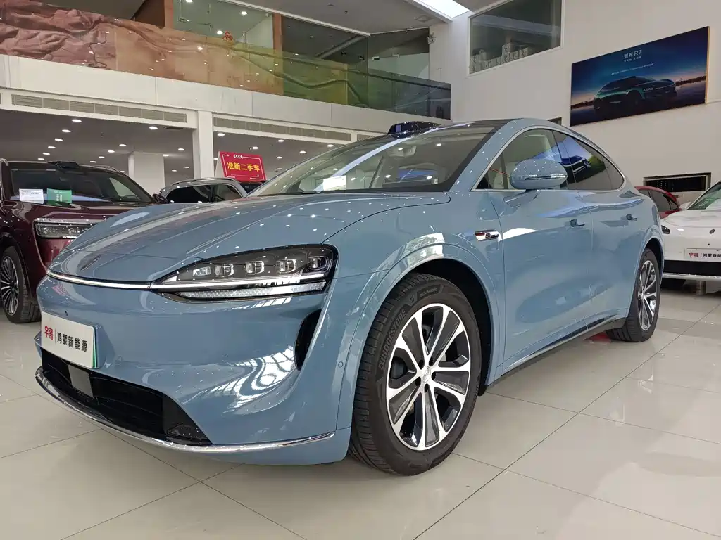 Luxeed R7