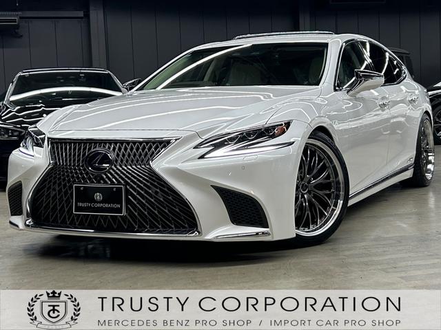 Lexus LS