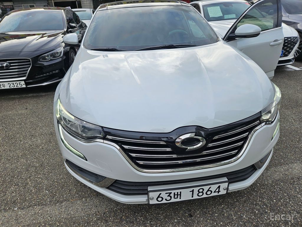 Renault SM6