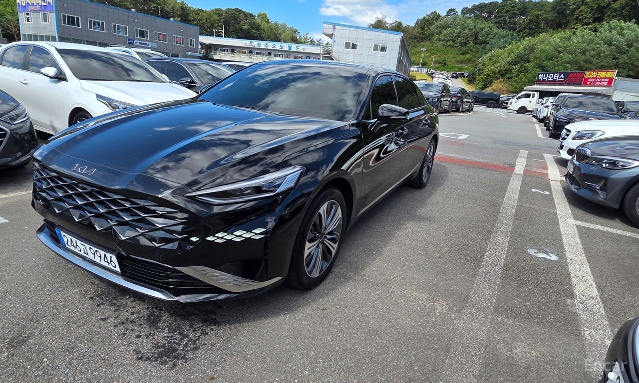 Kia K8