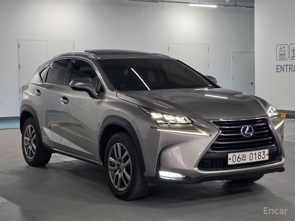 Lexus NX
