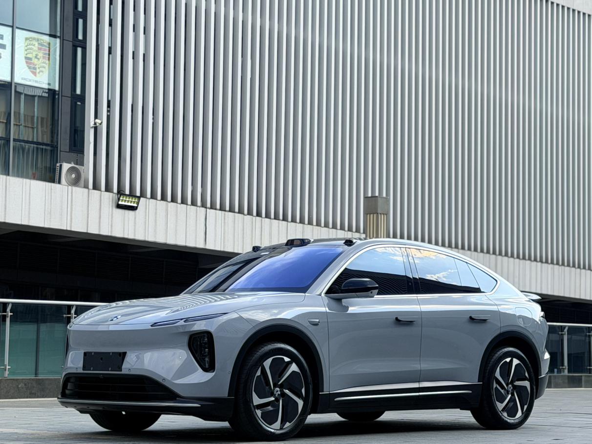 NIO EC6