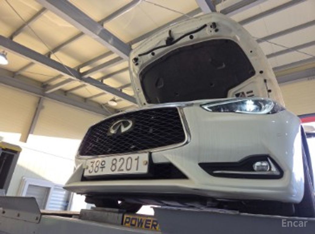 Infiniti Q60
