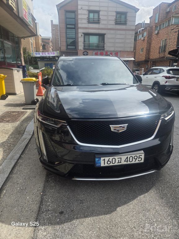 Cadillac XT6