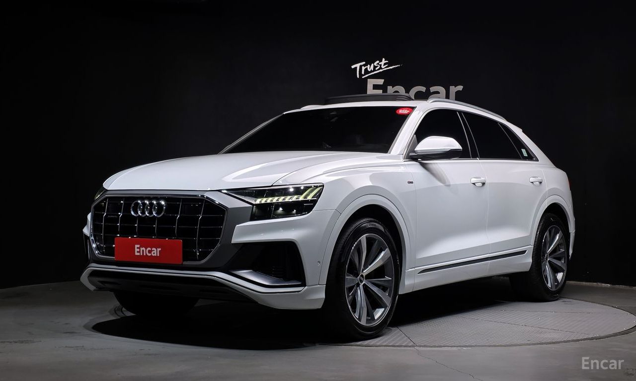 Audi Q8