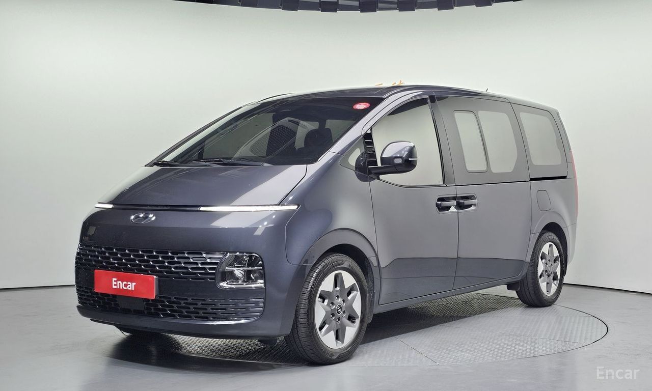 Hyundai Staria