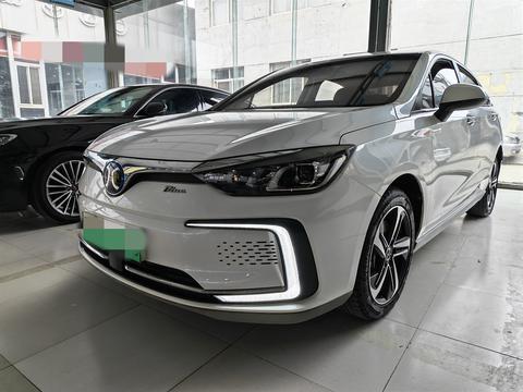 BAIC EU5