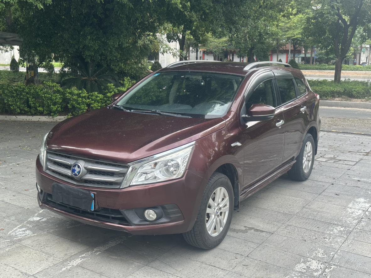 Venucia T70