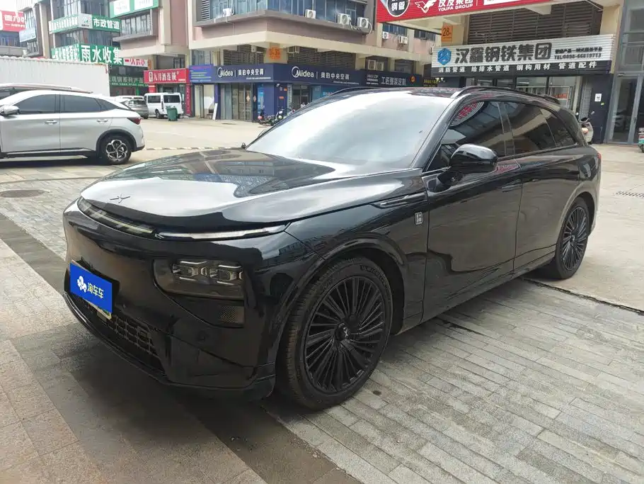 Xpeng G9