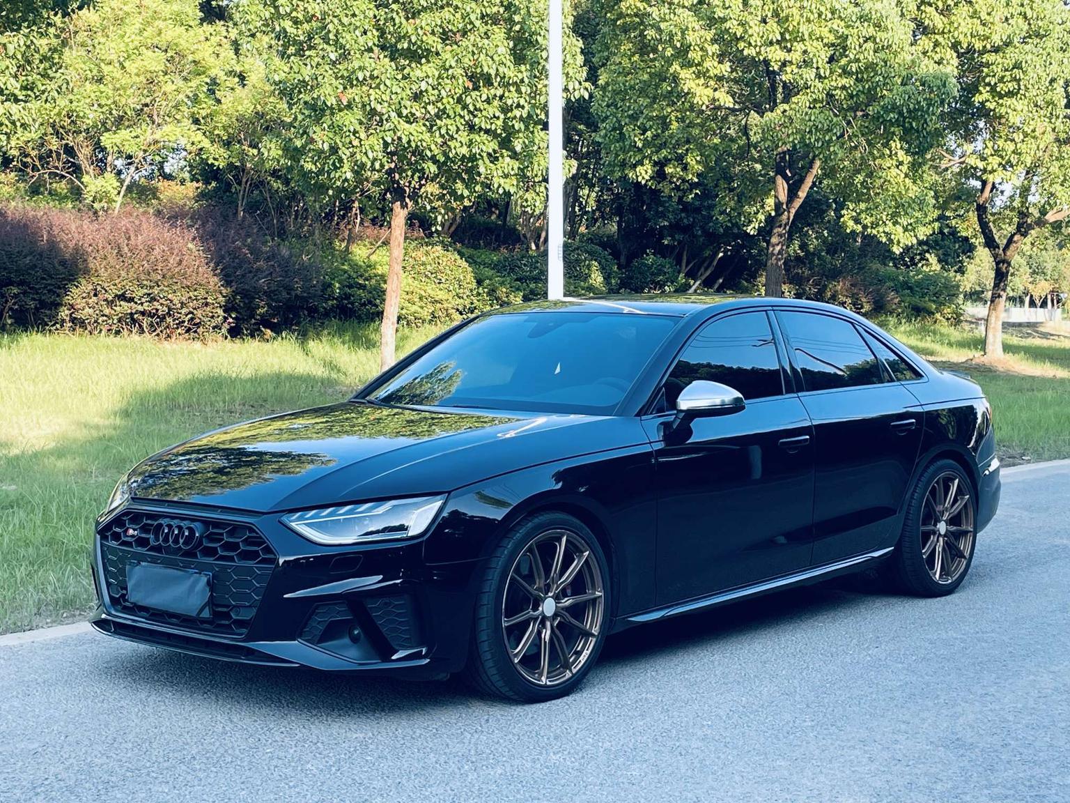 Audi S4