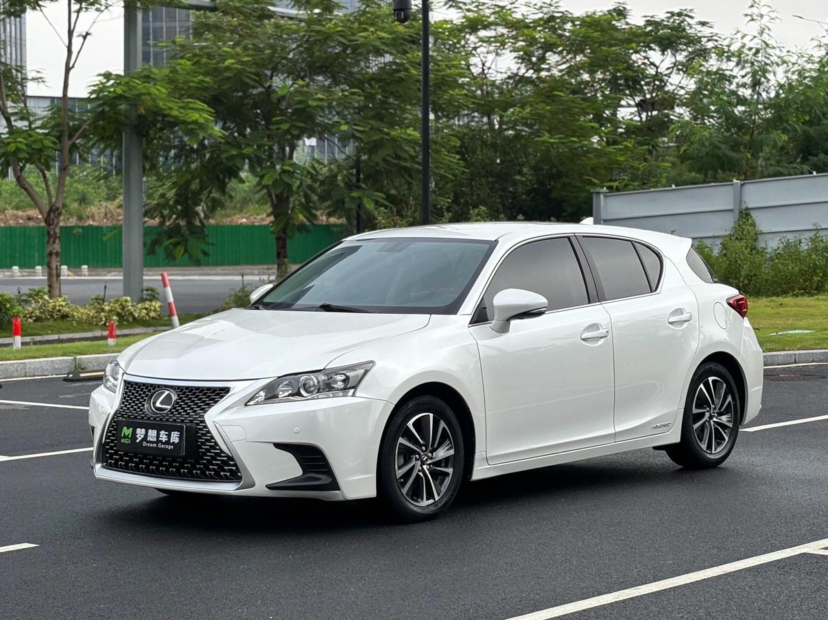 Lexus CT