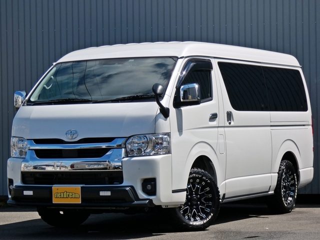 Toyota Hiace Wagon