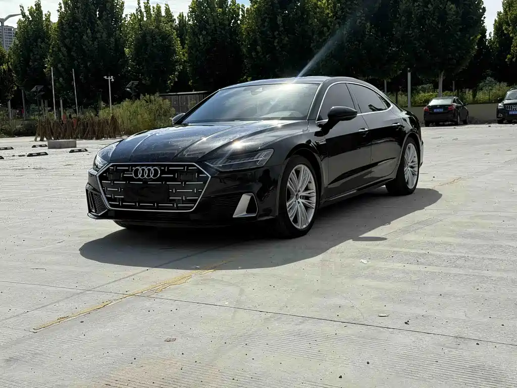 Audi A7L