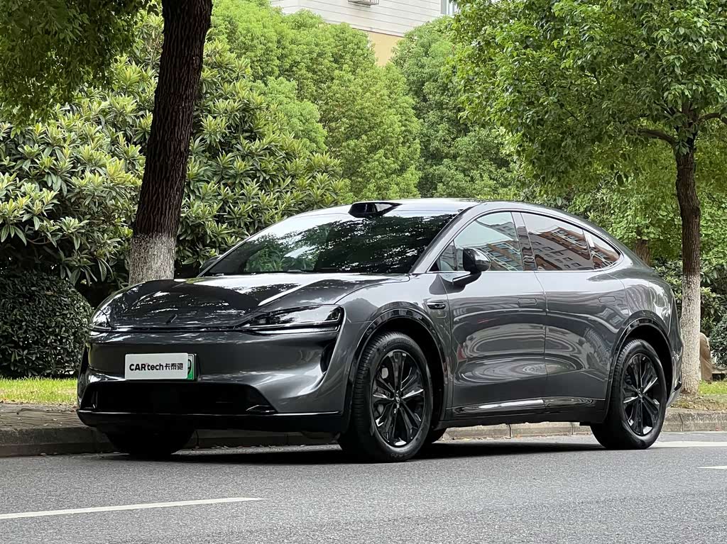 Luxeed R7