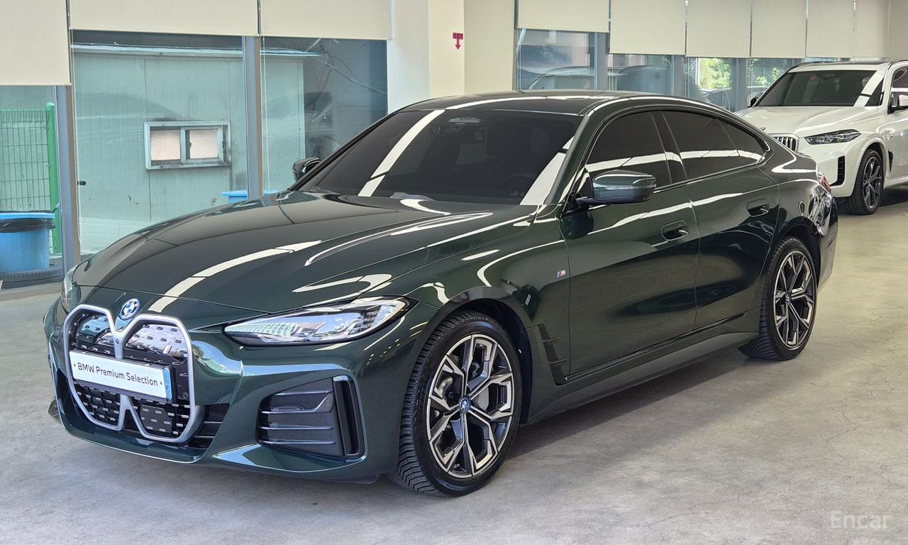 BMW i4