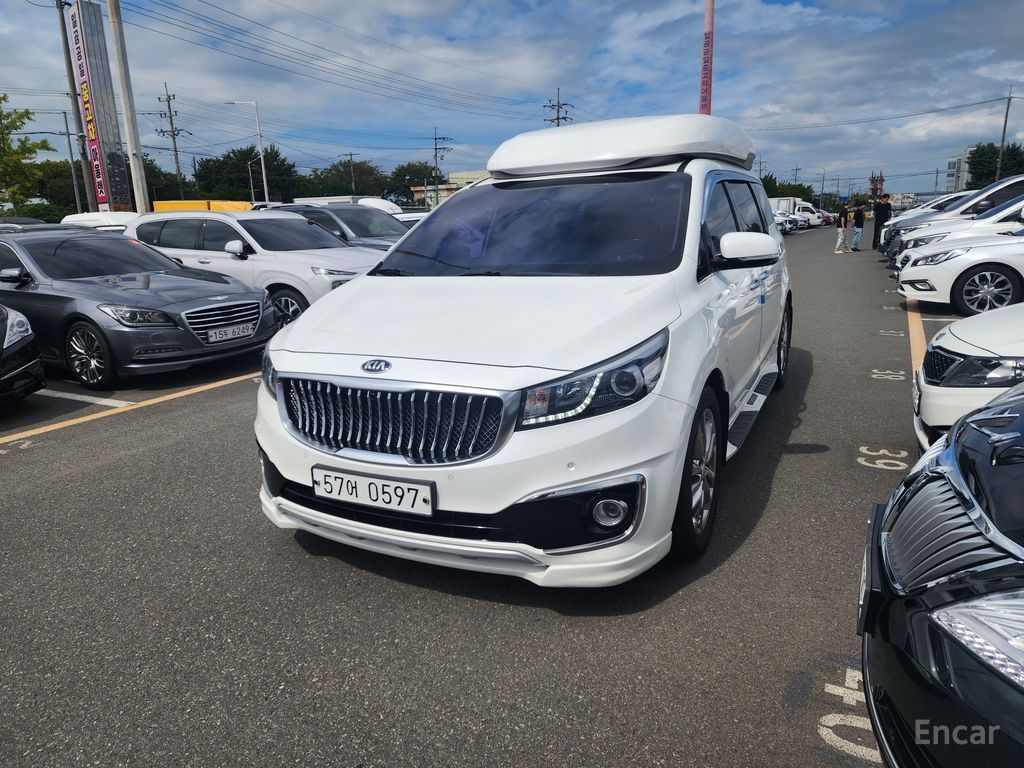 Kia Carnival