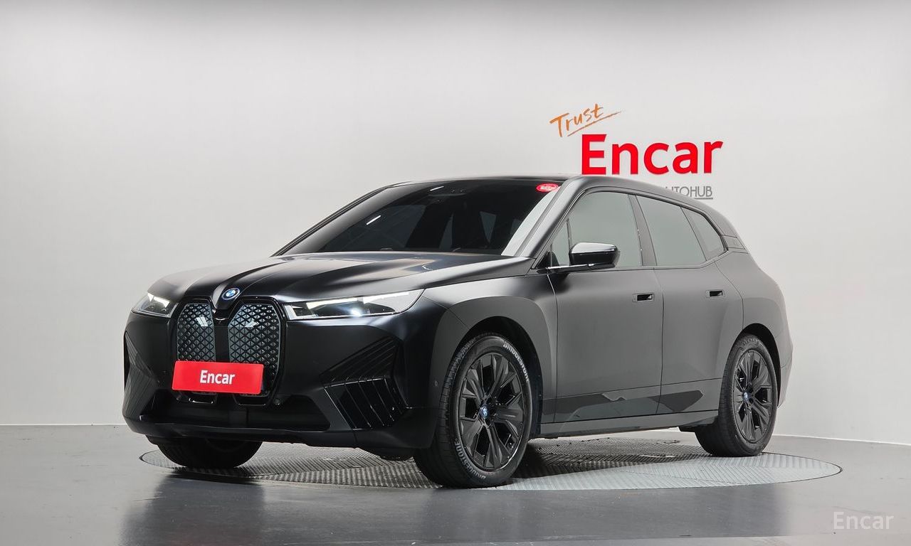 BMW iX