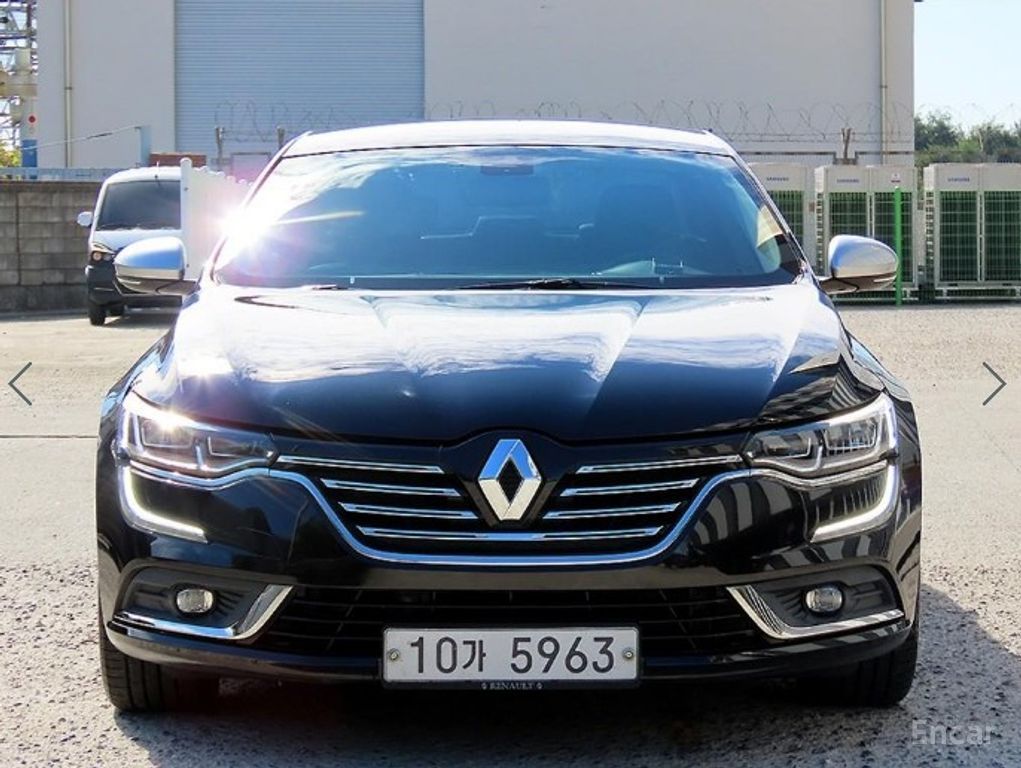 Renault SM6