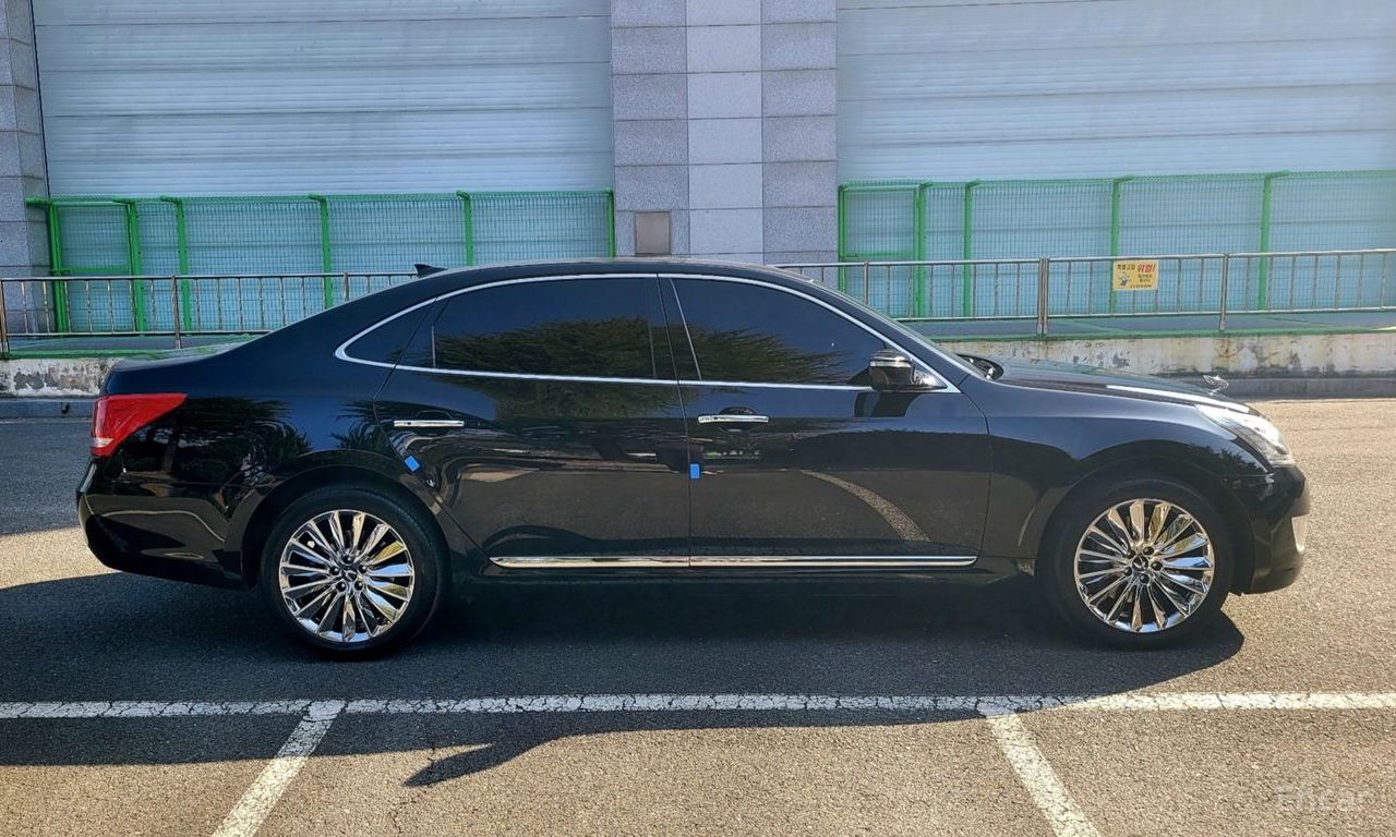 Hyundai Equus