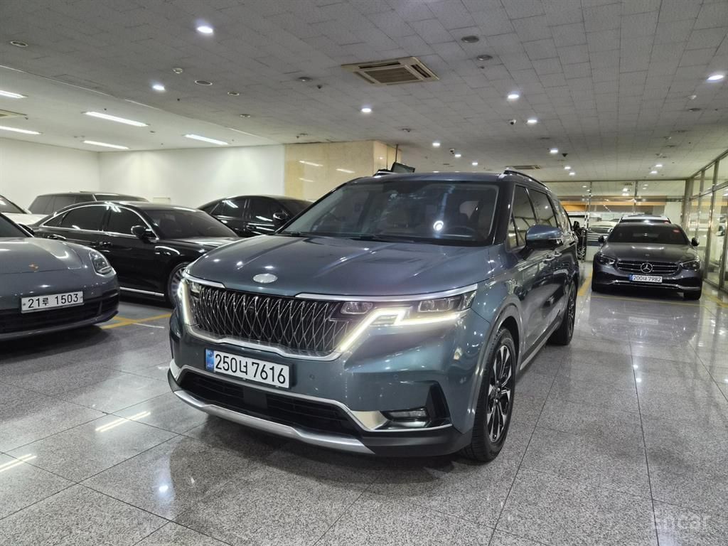 Kia Carnival