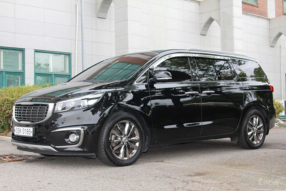 Kia Carnival