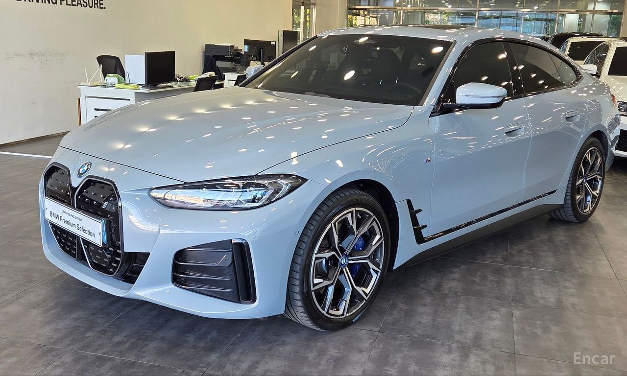 BMW i4