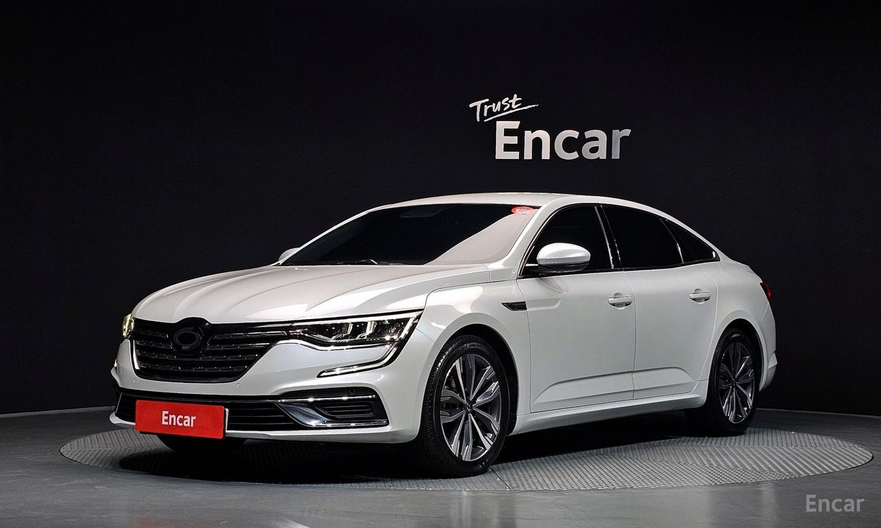 Renault SM6