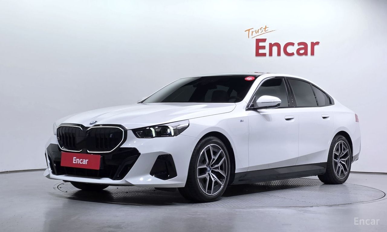 BMW i5