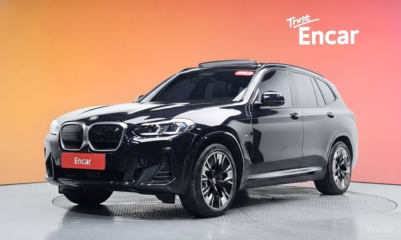 BMW iX3