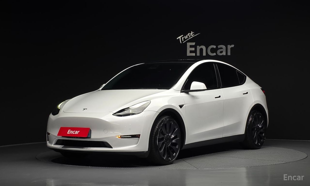 Tesla Model Y