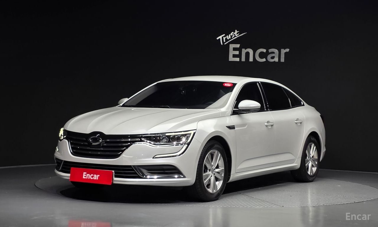 Renault SM6