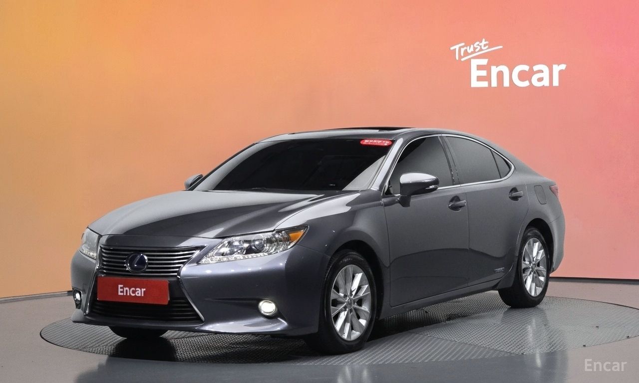 Lexus ES