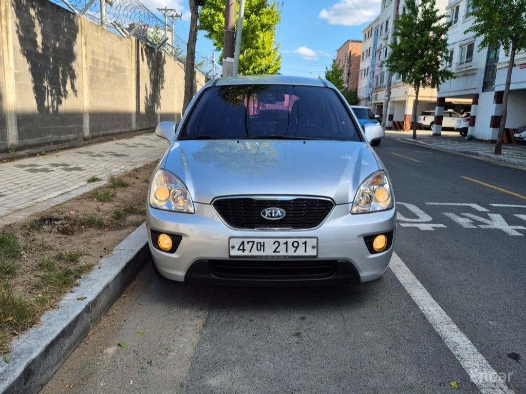 Kia Carens
