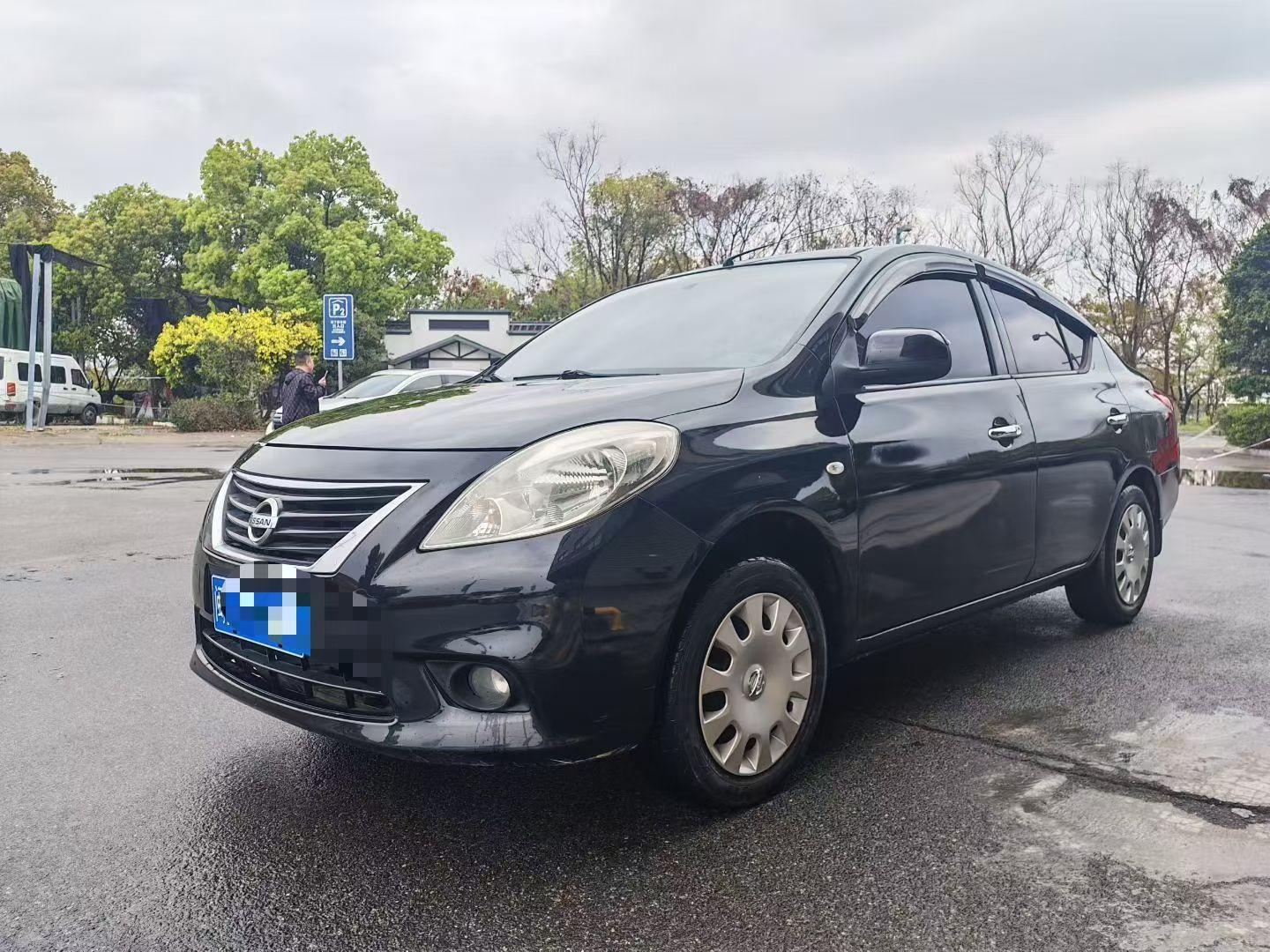 Nissan Sunny