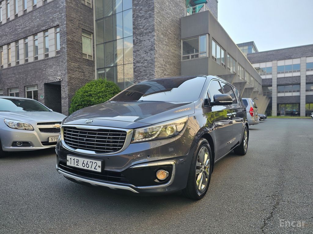 Kia Carnival