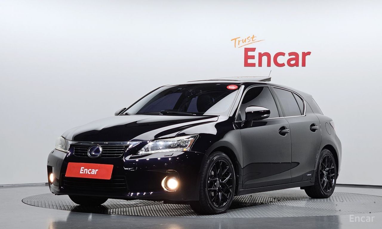 Lexus CT200h