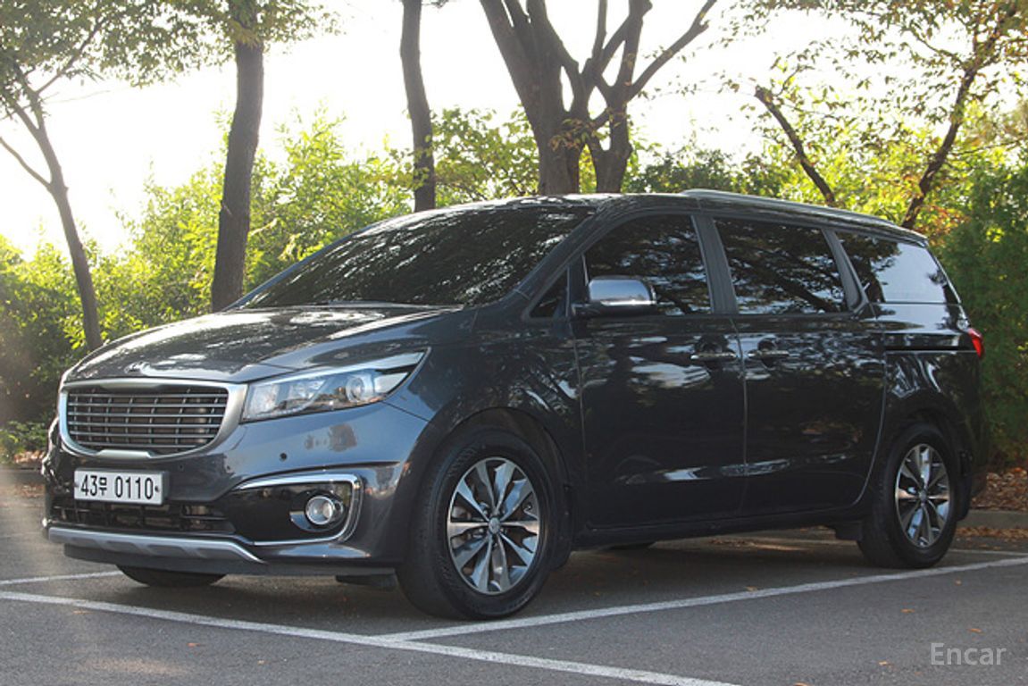 Kia Carnival