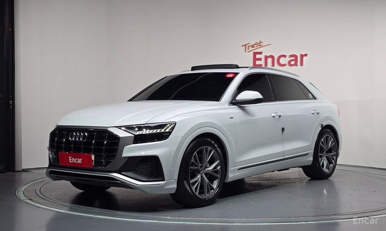 Audi Q8